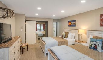 805 Columbine Rd 102, Breckenridge, CO 80424