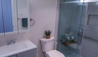 3376 WOODBURN Rd 24, Annandale, VA 22003