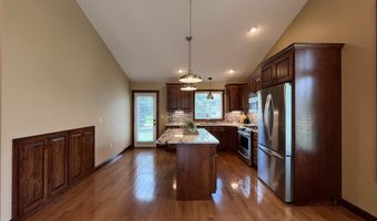1130 Indian Hills Rd, Brookings, SD 57006
