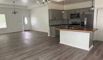 211 Edgewood Ave, Bainbridge, GA 39819