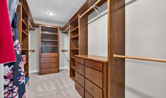 21194 Lawrence 2230, Aurora, MO 65605