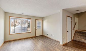 6434 158th St W 384, Apple Valley, MN 55124
