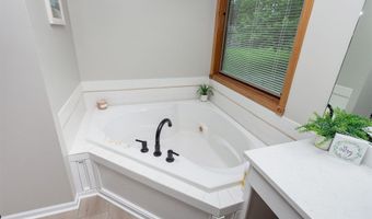 3210 NW Boulder Brook Pl, Ankeny, IA 50023