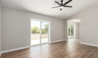 7525 W Lake Erie Dr, Casa Grande, AZ 85194