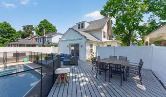 187 S Main Ave, Albany, NY 12208