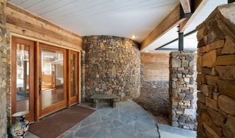 3289 Floyd Springs Rd NE, Armuchee, GA 30105