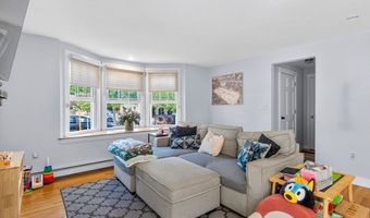 135 Russett Rd 1, Boston, MA 02132
