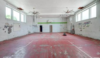107 E 7th Ave, Arkansas City, KS 67005