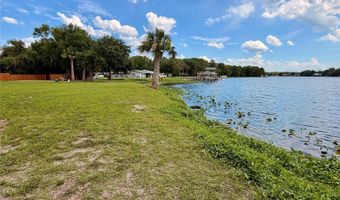 1570 RIVEREDGE Ct, Astor, FL 32102