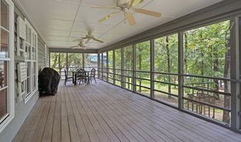 405 Lakeshore Dr, Bainbridge, GA 39819