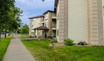 2900 N 4th St #305, Bismarck, ND 58503