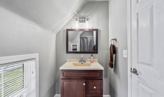 22438 Maple Rdg, Adel, IA 50003