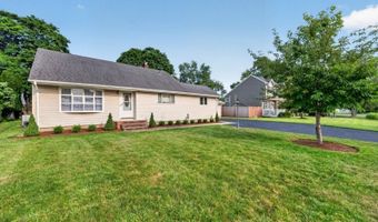 10 Frances Rd, Bayonne, NJ 07035