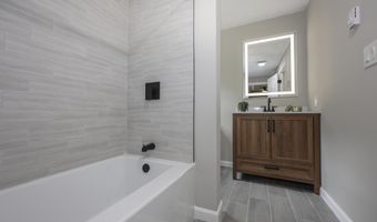 51 Halls Village Rd, Chester, NH 03036