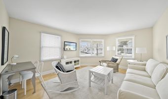 25 W 9th St, Avalon, NJ 08202