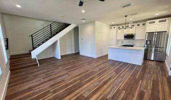 216 15th St, Apalachicola, FL 32320