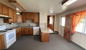 9 E Rich Ln, Blackfoot, ID 83221