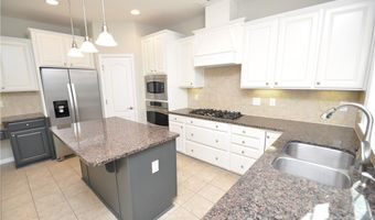 300 Sutton Glen Dr, Apex, NC 27523