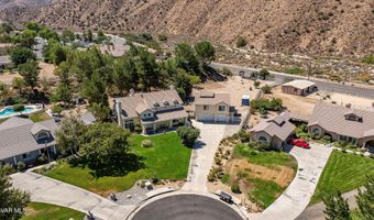 32201 Joaquin Dr, Acton, CA 93510
