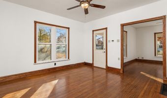 826 Duff Ave Ave, Ames, IA 50010