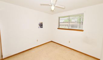 5850 Grand Dr, Baton Rouge, LA 70812