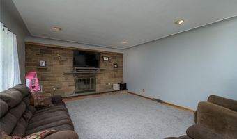 5085 E Rockwell Rd, Austintown, OH 44515
