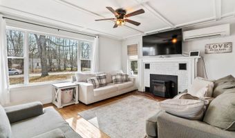 5 Webb Rd, Waterville, ME 04901
