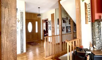 24352 St. Hwy Ee, Aurora, MO 65605