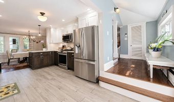9 Ocean Ave, Amityville, NY 11701