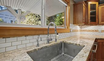21010 E COUNTRY CLUB Rd, Brightwood, OR 97011