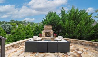 220 Briar Holw, Woodstock, GA 30188