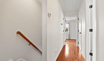 60 Heck Ave, Ocean Grove, NJ 07756