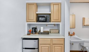 123 S Main St, Athol, MA 01331