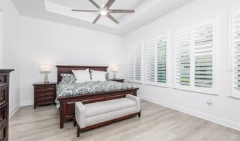 5464 WAYFARER Ave, Apollo Beach, FL 33572