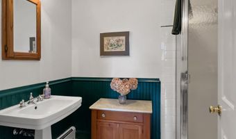 637 CHASE St, Annapolis, MD 21401