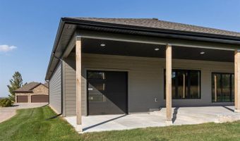 1325 Fairway Cir, Ashland, NE 68003