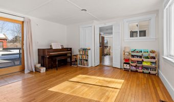 9 Kelsea Ave, Center Harbor, NH 03226
