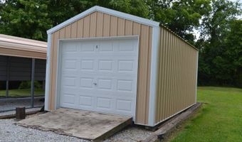 305 N Eighth St, Albion, IL 62806