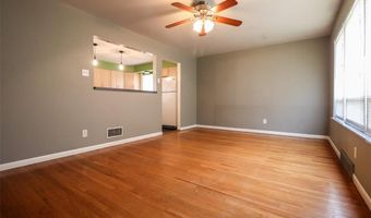 8932 Ione Ln, Affton, MO 63123