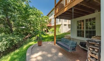 414 Arbor Glen Dr, Ballwin, MO 63021