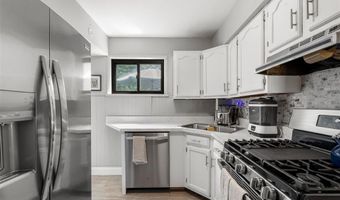 7210 Shellburne Dr, Affton, MO 63123