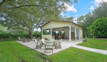 21531 N River Rd, Alva, FL 33920