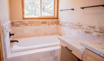 1097 State Hwy 48, Alto, NM 88312