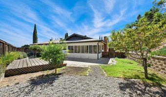 1904 Louis Dr, Escondido, CA 92026