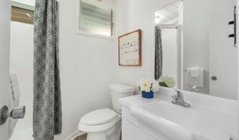 2235 Akeukeu St, Pearl City, HI 96782