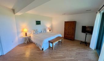 382 Lighthouse Rd, Aquinnah, MA 02535