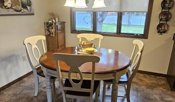 204 NE 21st Ave, Aberdeen, SD 57401