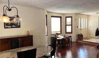 27 Venturi Grn B, North Providence, RI 02904