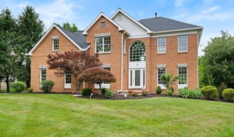 18 MONTFORT Dr, Belle Mead, NJ 08502