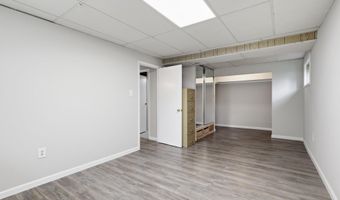 8532 CANTERBURY Dr, Annandale, VA 22003